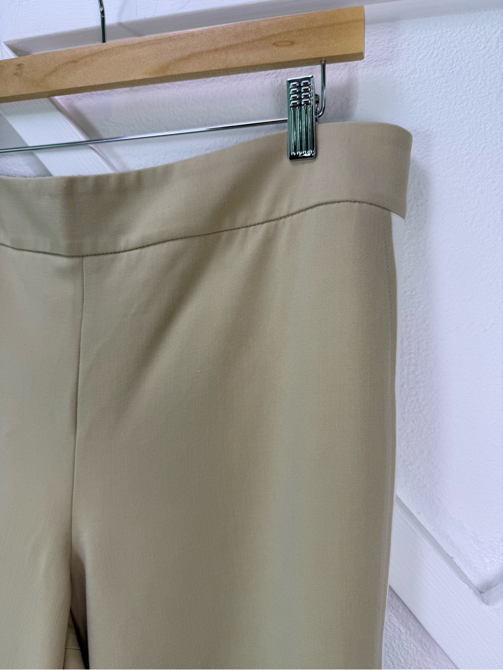 NWT Boden Pull On Side Stripe Trousers Ankle Zip Beige Size 14 Regular - Picture 4 of 14